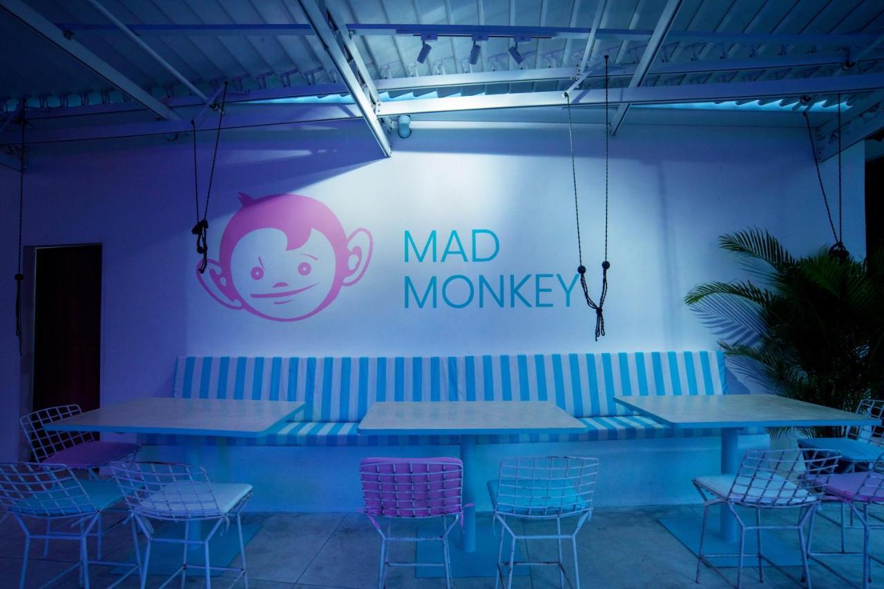 Mad Monkey Kuta Lombok Vandrehjem Eksteriør billede