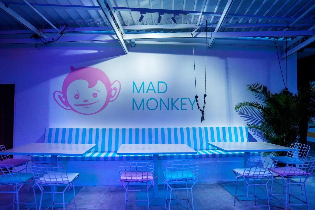 Mad Monkey Kuta Lombok Vandrehjem Eksteriør billede