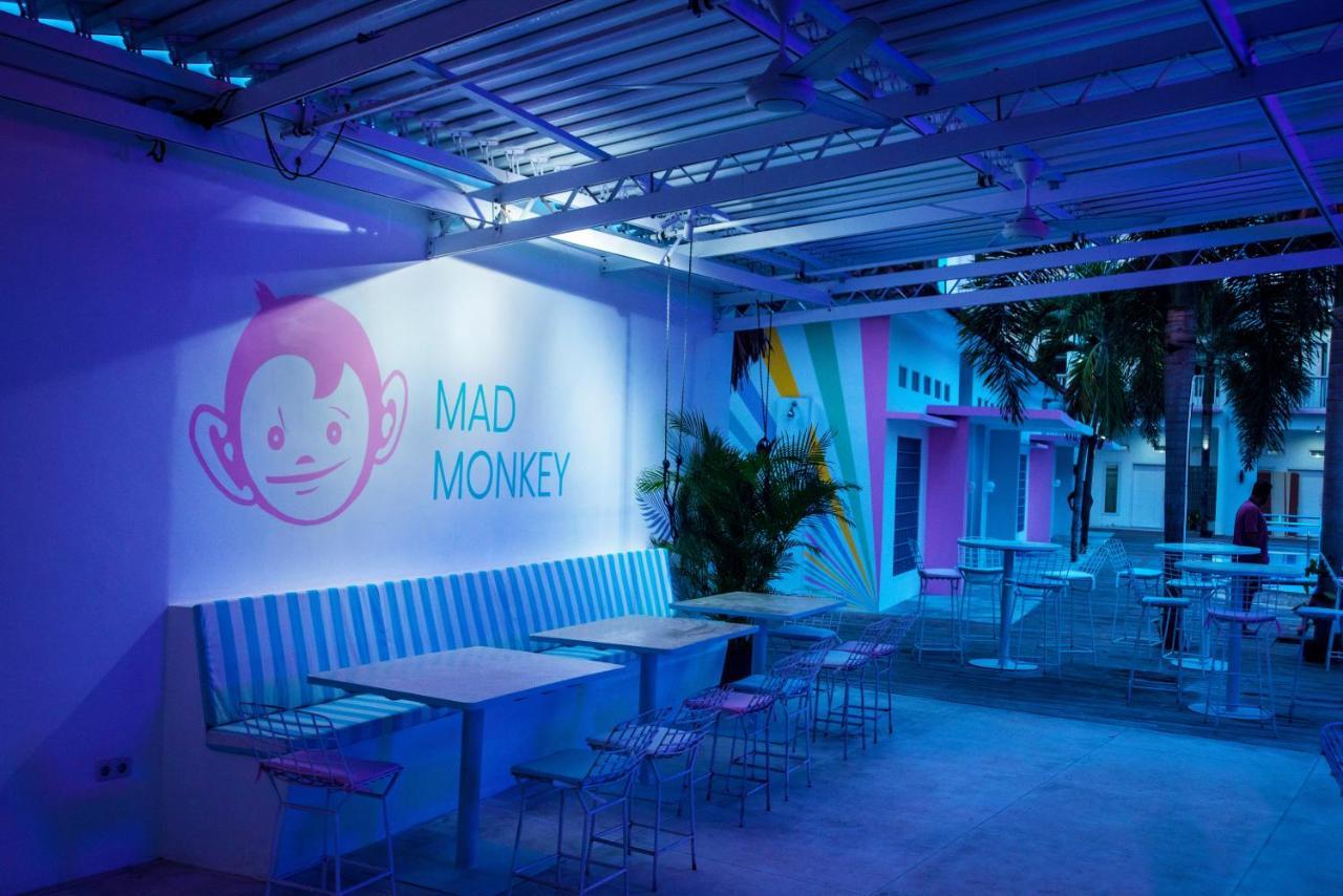 Mad Monkey Kuta Lombok Vandrehjem Eksteriør billede