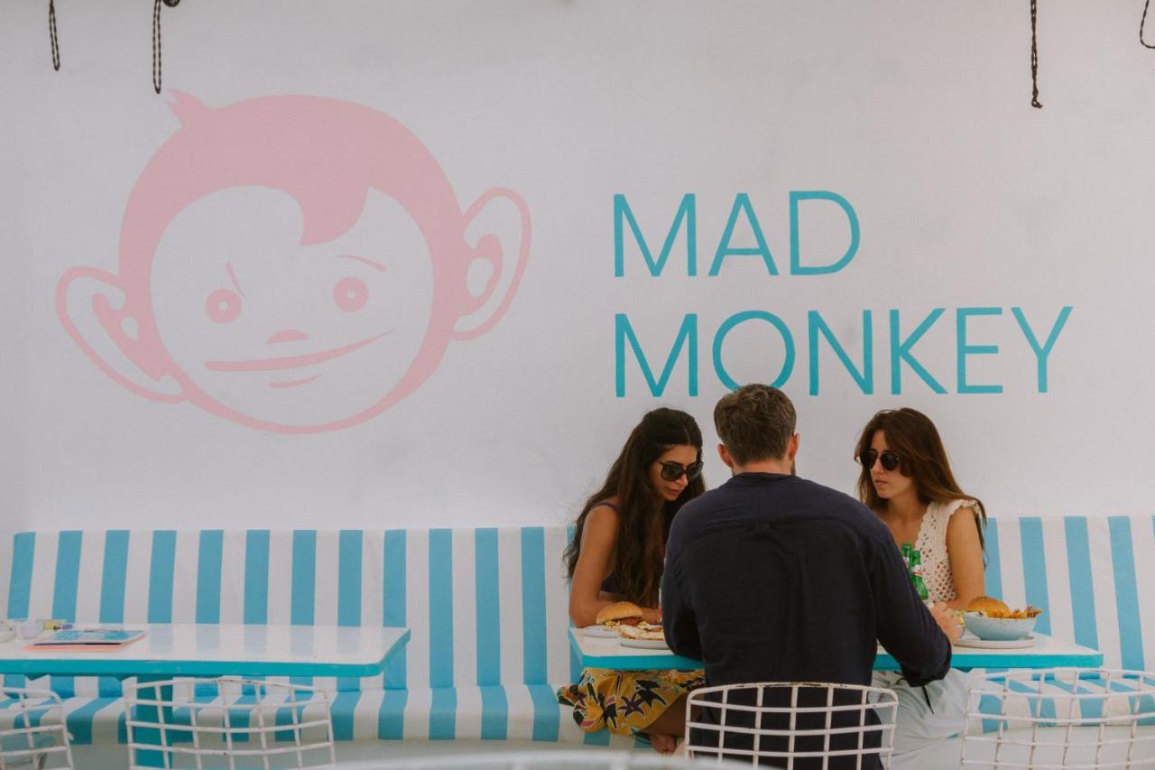 Mad Monkey Kuta Lombok Vandrehjem Eksteriør billede